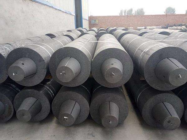 石墨電極加工廠生產效率怎么提高？