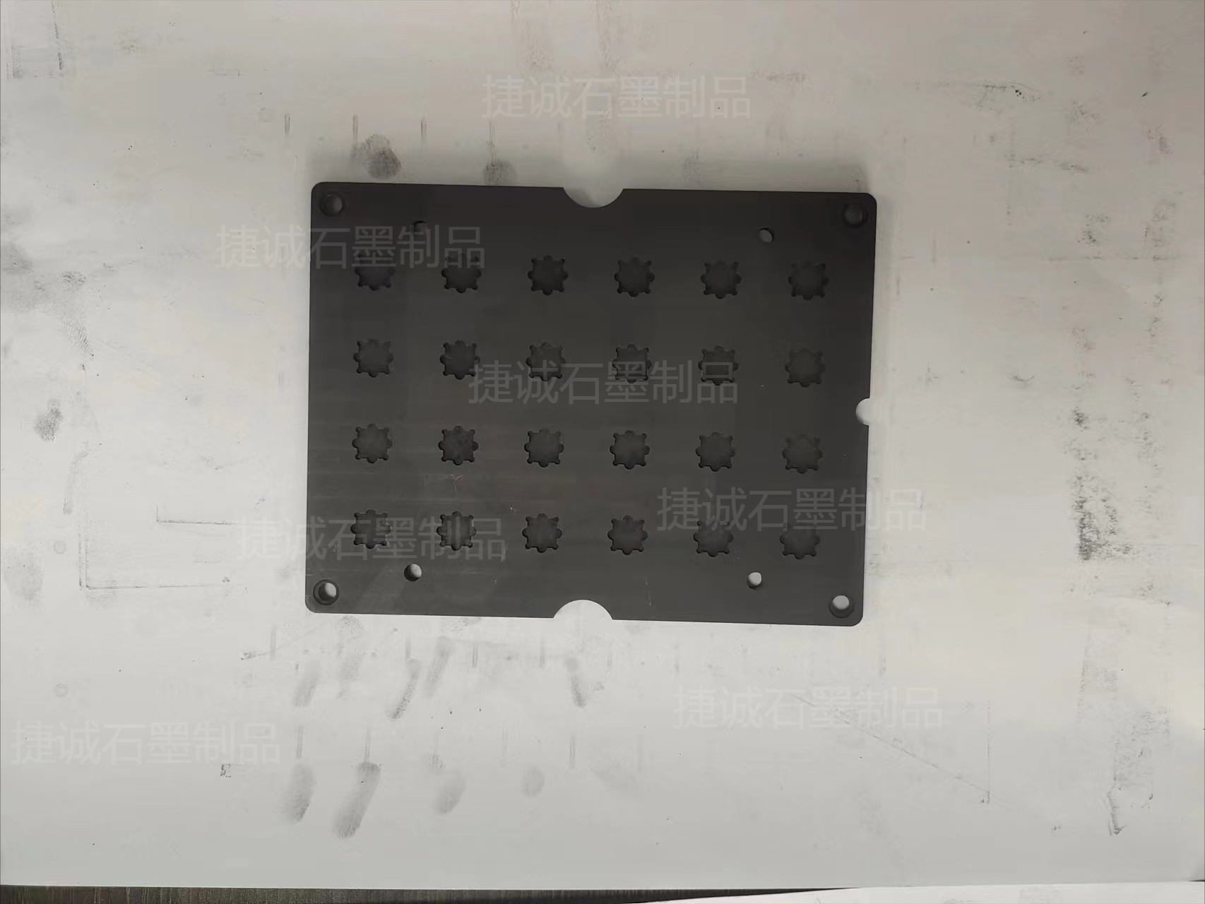 玻封貼片二極管工裝夾具的涂層應該如何處理